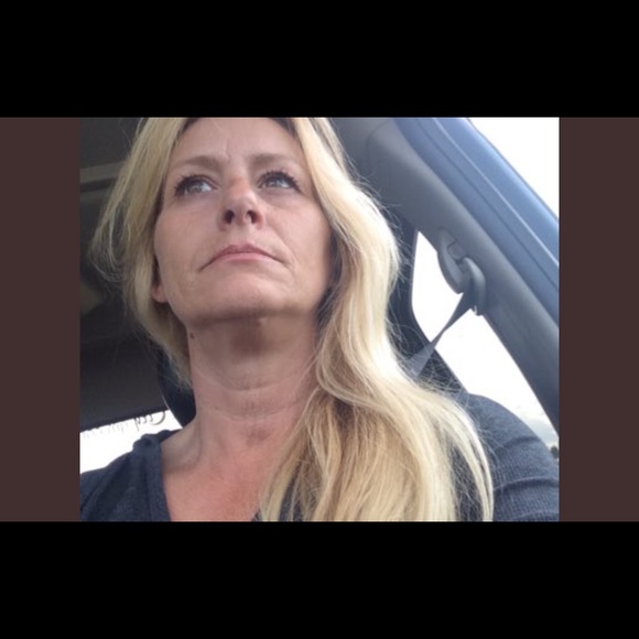 Meet your Posher, Josie - Picture 1 of 1